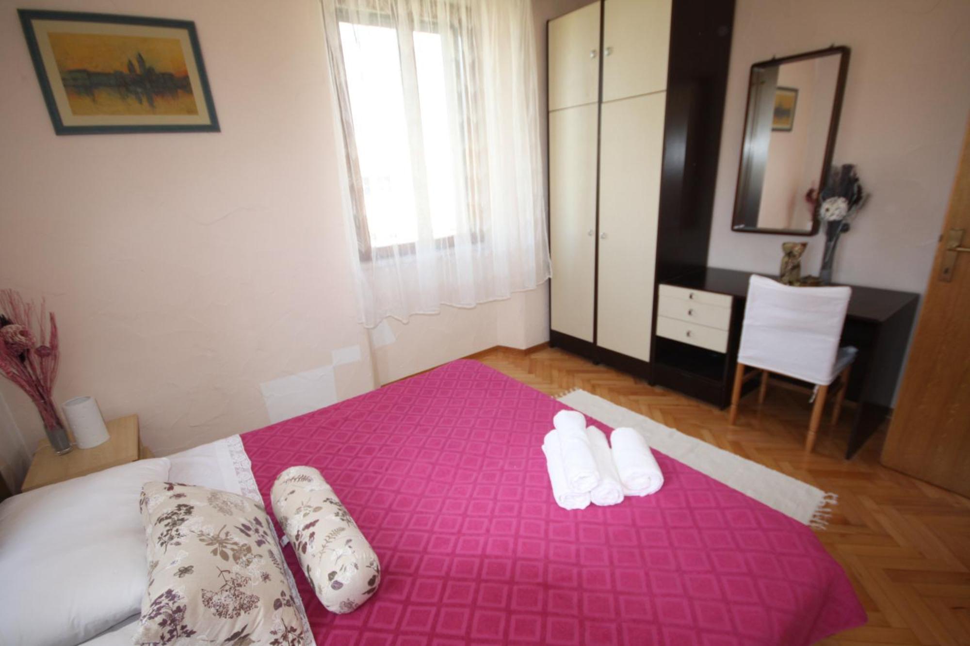 Apartments Gina Трогір Екстер'єр фото
