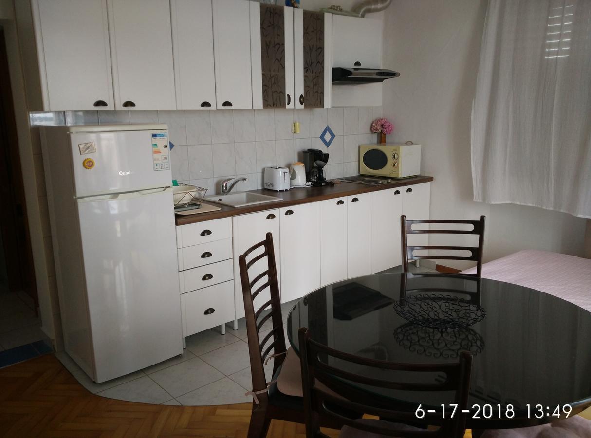 Apartments Gina Трогір Екстер'єр фото