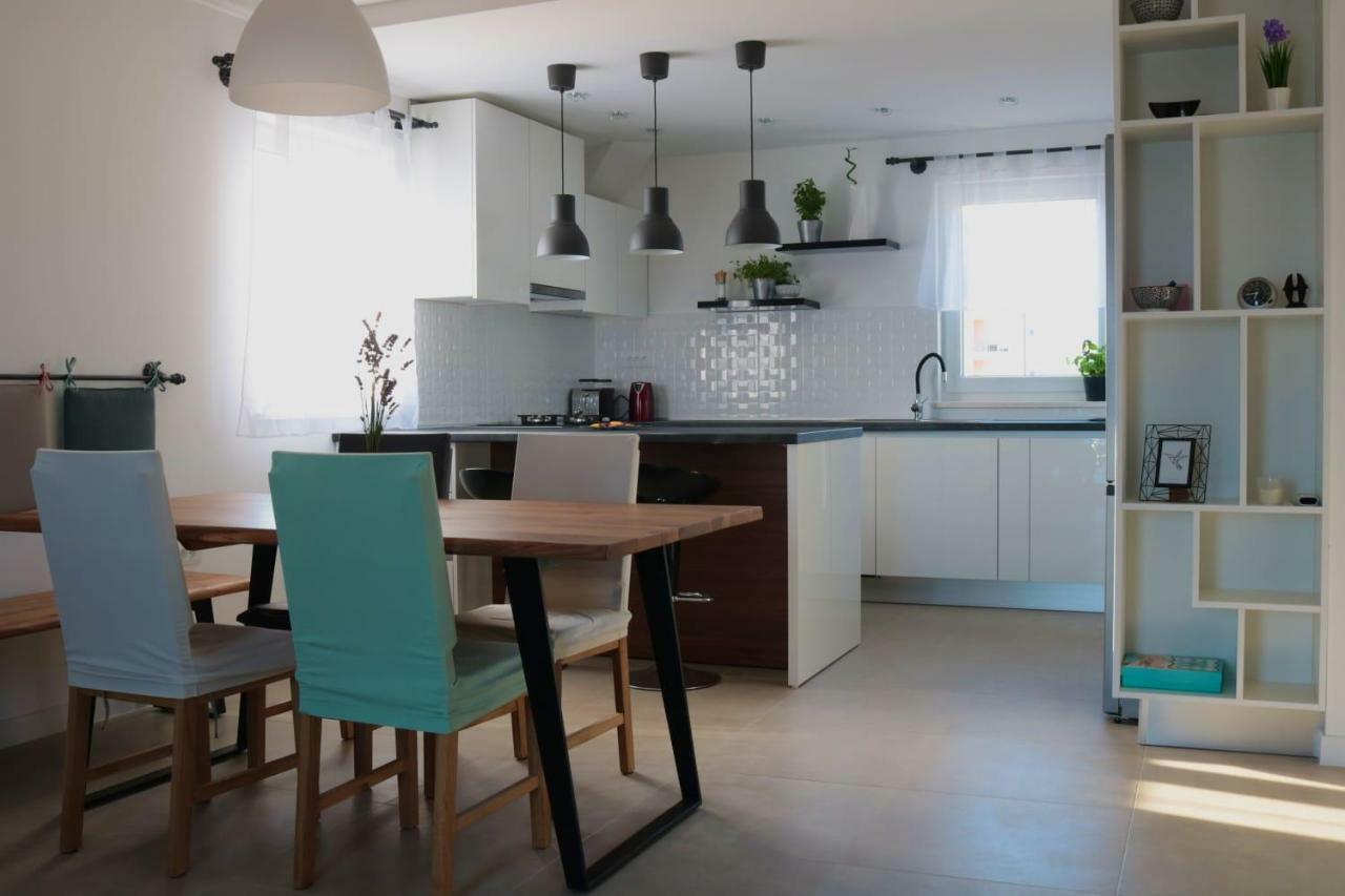 Apartments Gina Трогір Екстер'єр фото